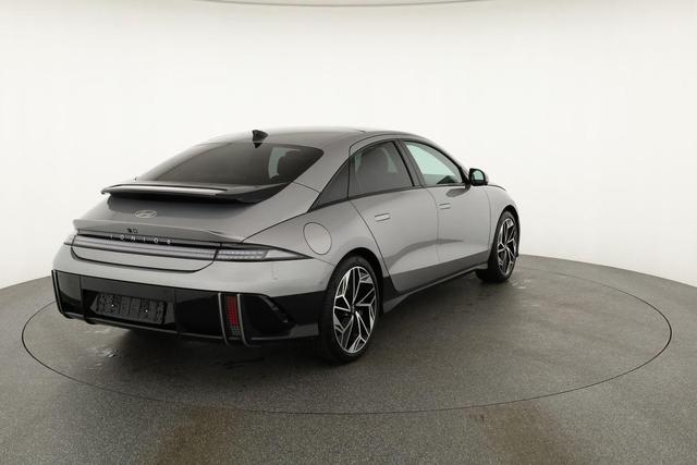 Hyundai IONIQ 6 77,4kWh 4WD Uniq, BOSE, Pano, Wärmepumpe, 20-Zoll 