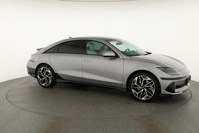 Hyundai IONIQ 6 77,4kWh 4WD Uniq, BOSE, Pano, Wärmepumpe, 20-Zoll 