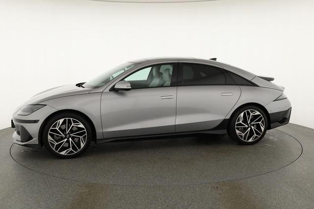 Hyundai IONIQ 6 77,4kWh 4WD Uniq, BOSE, Pano, Wärmepumpe, 20-Zoll 