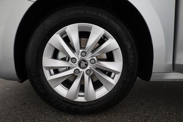 Skoda Octavia Combi 2.0 TDI 110 kW Selection DSG Selection, Navi, AHK, ACC, Kamera, 4-J Garantie 