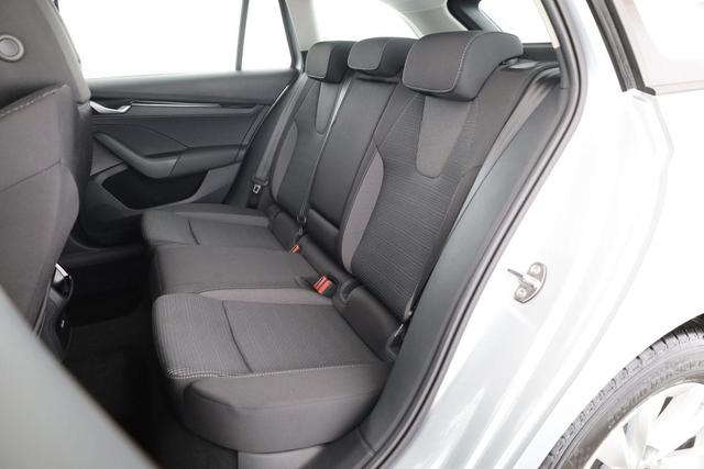 Skoda Octavia Combi 2.0 TDI 110 kW Selection DSG Selection, Navi, AHK, ACC, Kamera, 4-J Garantie 