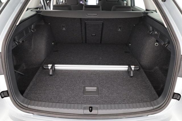 Skoda Octavia Combi 2.0 TDI 110 kW Selection DSG Selection, Navi, AHK, ACC, Kamera, 4-J Garantie 