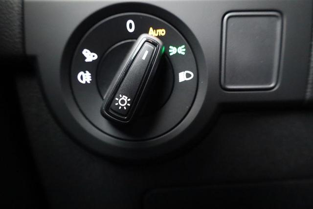 Volkswagen T-Cross 1.5 TSI 110 kW R-Line DSG R-LINE, IQ-Light, 18-Zoll, Navi, Kamera 