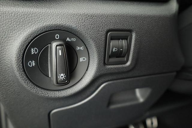 Skoda Fabia Monte Carlo 1.0 TSI Carlo, Kamera, SmartLink, Winter, Ladeboden, 5-J. Garantie 