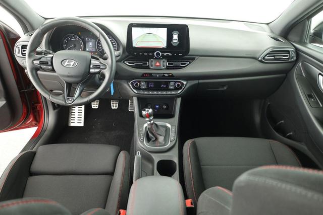 Hyundai i30 Kombi N Line Mild-Hybrid 1.5 T-GDI N-Line, Navi, Kamera, Winterpaket, Tempomat. 18-Zoll 