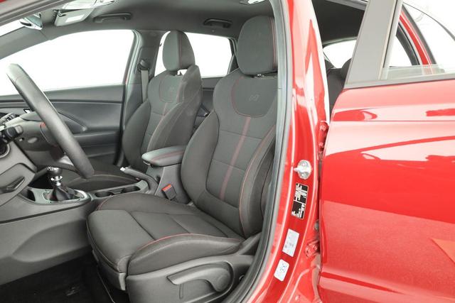 Hyundai i30 Kombi N Line Mild-Hybrid 1.5 T-GDI N-Line, Navi, Kamera, Winterpaket, Tempomat. 18-Zoll 