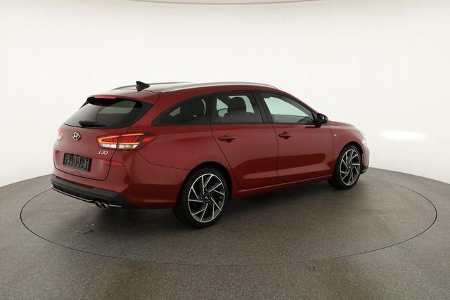 Hyundai i30 Kombi N Line Mild-Hybrid 1.5 T-GDI N-Line, Navi, Kamera, Winterpaket, Tempomat. 18-Zoll 