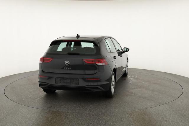 Volkswagen Golf LIFE VIII 1.5 TSI Life, ACC, LED, Kamera, Winterpaket 