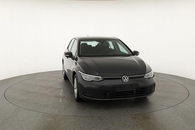 Volkswagen Golf LIFE VIII 1.5 TSI Life, ACC, LED, Kamera, Winterpaket 