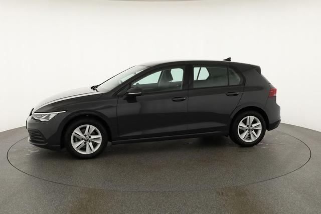 Volkswagen Golf LIFE VIII 1.5 TSI Life, ACC, LED, Kamera, Winterpaket 