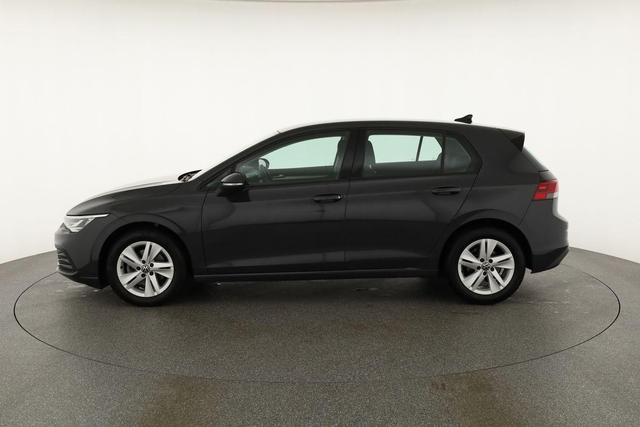 Volkswagen Golf LIFE VIII 1.5 TSI Life, ACC, LED, Kamera, Winterpaket 