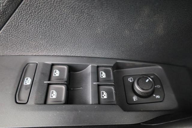 Volkswagen T-Cross 1.0 TSI 85 kW Life DSG Life, Kamera, Ready2, 17-Zoll, Winterpaket, Climatronic 