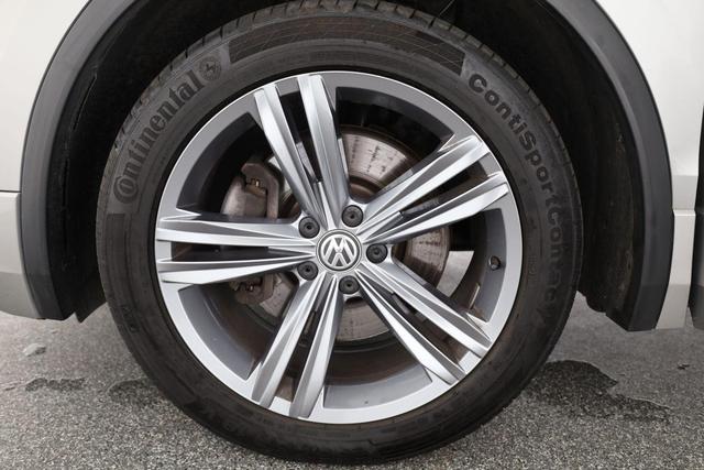 Volkswagen Tiguan Highline BMT/Start-Stopp 4Motion 2.0 TSI DSG 4M R-LINE, 19-Zoll, Navi, Kamera 