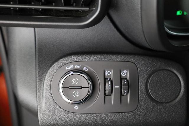 Opel Combo Life Elegance 1.2 Turbo AT Elegance, Navi, Kamera, Side, FS-heizbar 