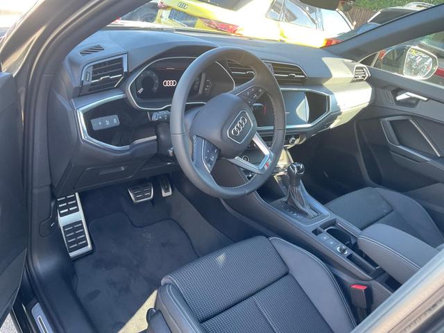 Audi Q3 Sportback - 40 TDI quattro S line qu S-LINE, AHK, 19-Zoll, Optik schwarz, Navi, Kamera, el. Klappe