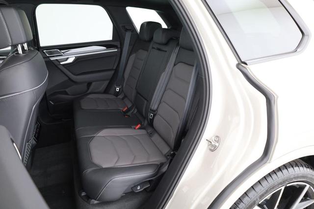 Volkswagen Touareg 3.0 TDI 210 kW 4Motion R-Line V6 Black, 22-Zoll, Dynaudio, HuD, Luft, Standheizung 