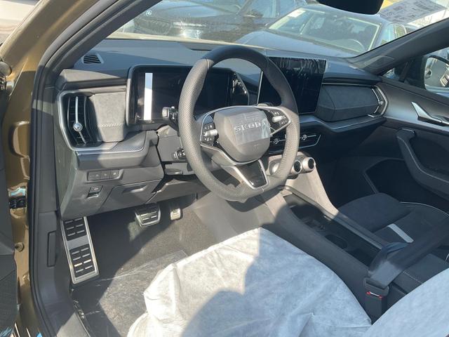 Lagerfahrzeug Skoda Kodiaq - 2.0 TDI 142kW 4x4 Sportline DSG Sportline, Pano, 20-Zoll, AHK, Navi, Matrix