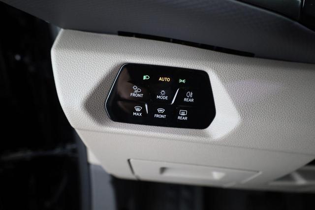 Volkswagen T7 Multivan eHybrid 4M Business, AHK, IQ.Light, easyOpen, Navi, 5-J Garantie 