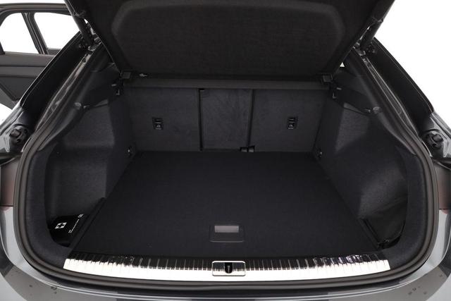 Audi Q3 Sportback 40 TDI quattro S line qu S-LINE, AHK, 19-Zoll, Optik schwarz, Navi, Kamera, el. Klappe 