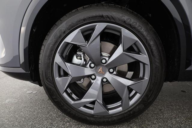 Cupra Formentor 1.5 eTSI 110 kW DSG, AHK, Kamera, el. Klappe, Winterpaket 