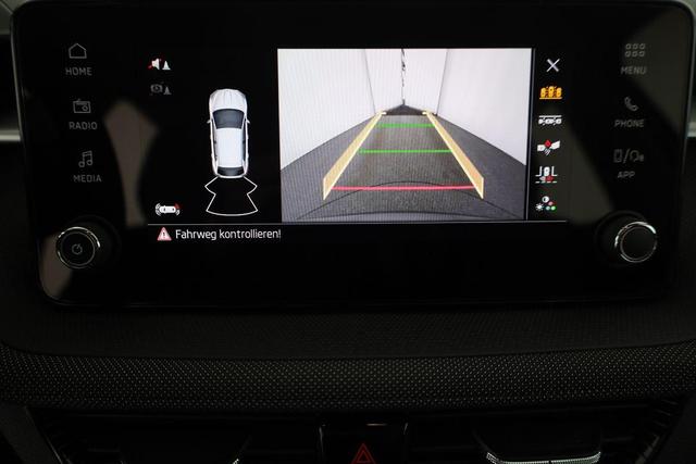 Skoda Fabia Selection 1.0 TSI 130 Jahre, Kamera, Winter, 5-J Garantie 
