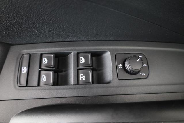 Skoda Fabia Selection 1.0 TSI 130 Jahre, Kamera, Winter, 5-J Garantie 