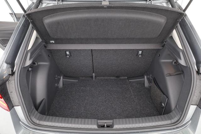 Skoda Fabia Selection 1.0 TSI 130 Jahre, Kamera, Winter, 5-J Garantie 