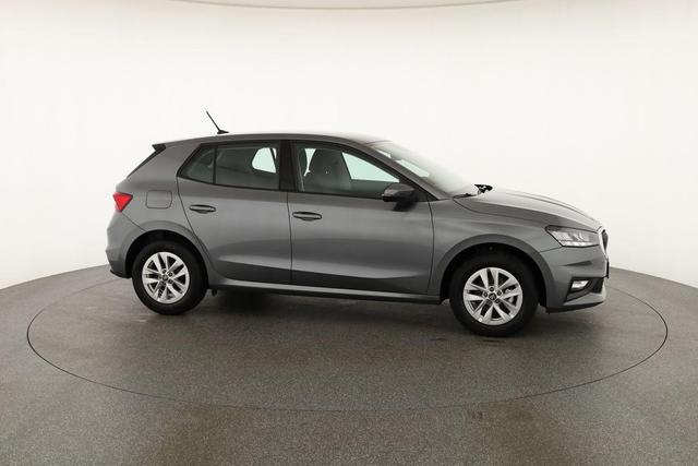 Skoda Fabia Selection 1.0 TSI 130 Jahre, Kamera, Winter, 5-J Garantie 
