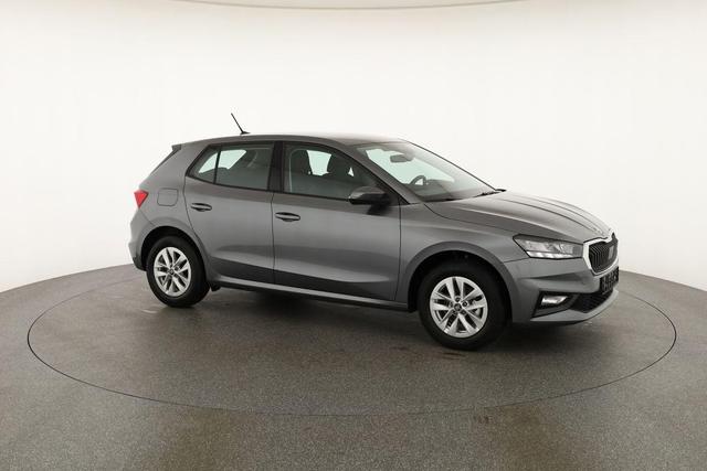Skoda Fabia Selection 1.0 TSI 130 Jahre, Kamera, Winter, 5-J Garantie 