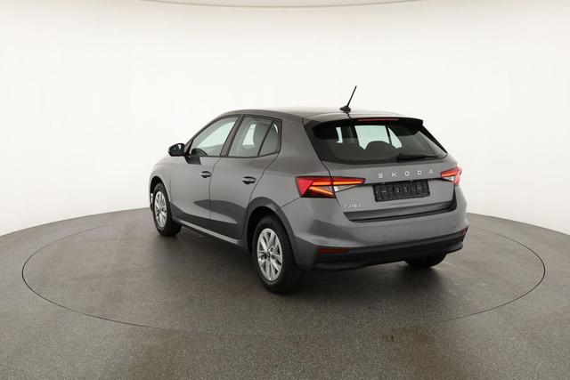 Skoda Fabia Selection 1.0 TSI 130 Jahre, Kamera, Winter, 5-J Garantie 