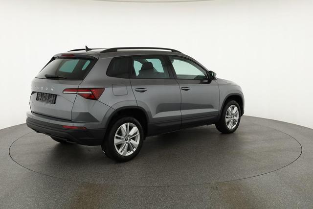 Skoda Karoq Selection 1.5 TSI Selection, AHK, el. Klappe, Kamera, Ladeboden, Winter 