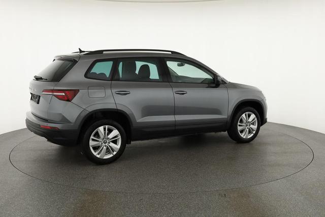 Skoda Karoq Selection 1.5 TSI Selection, AHK, el. Klappe, Kamera, Ladeboden, Winter 