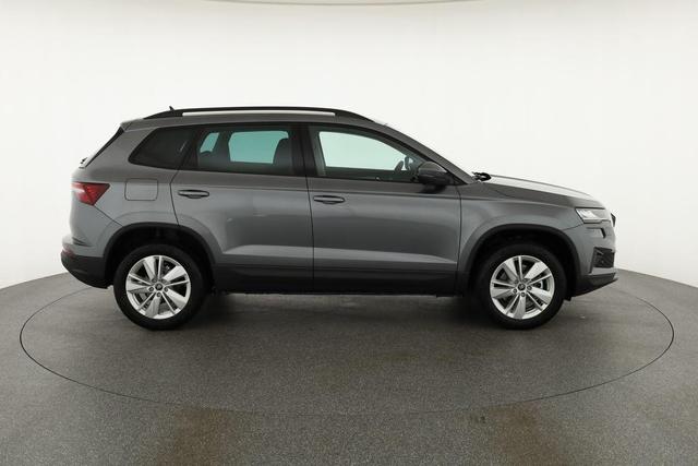 Skoda Karoq Selection 1.5 TSI Selection, AHK, el. Klappe, Kamera, Ladeboden, Winter 
