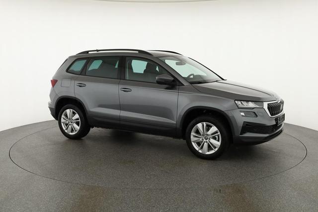 Skoda Karoq Selection 1.5 TSI Selection, AHK, el. Klappe, Kamera, Ladeboden, Winter 