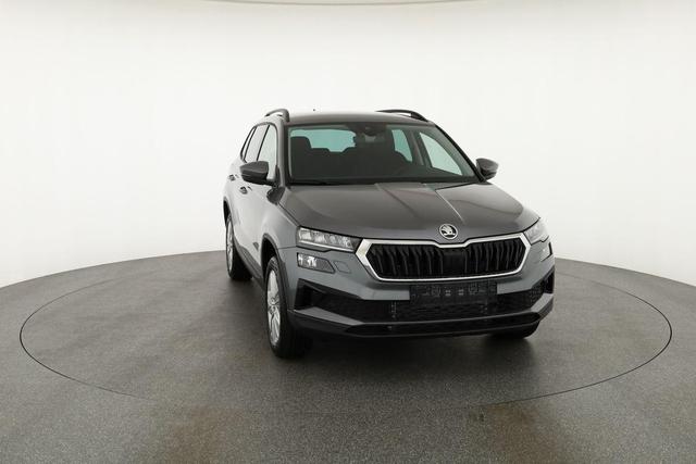Skoda Karoq Selection 1.5 TSI Selection, AHK, el. Klappe, Kamera, Ladeboden, Winter 
