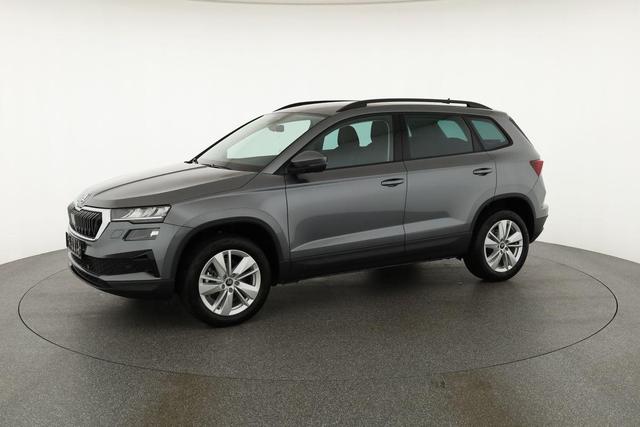 Skoda Karoq Selection 1.5 TSI Selection, AHK, el. Klappe, Kamera, Ladeboden, Winter 