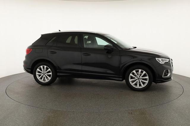 Audi Q3 40 TDI quattro advanced S-Tronic advanced, AHK, ACC, Kamera, LED, MMI Plus 