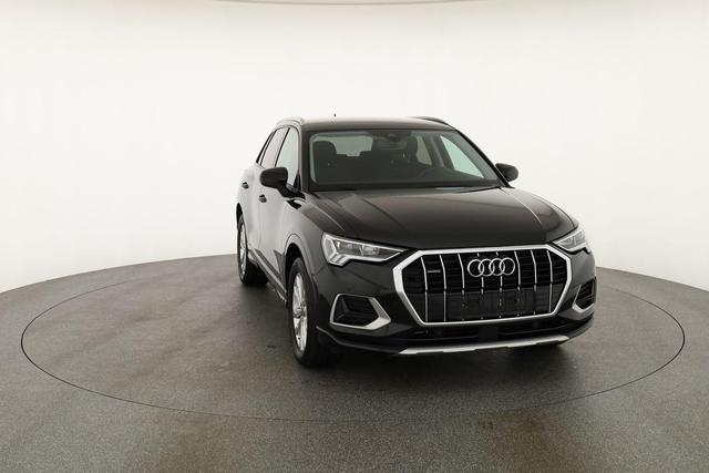 Audi Q3 40 TDI quattro advanced S-Tronic advanced, AHK, ACC, Kamera, LED, MMI Plus 