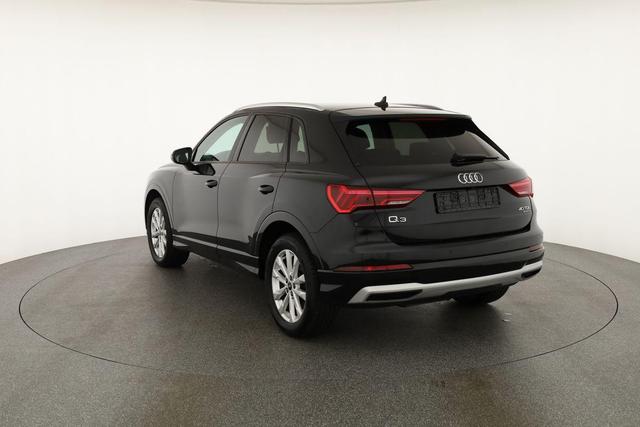 Audi Q3 40 TDI quattro advanced S-Tronic advanced, AHK, ACC, Kamera, LED, MMI Plus 