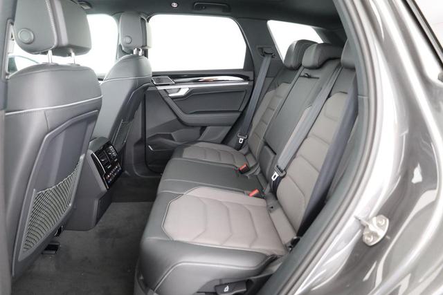 Volkswagen Touareg 3.0 TDI 210 kW 4Motion R-Line V6 Black, 22-Zoll, Dynaudio, HuD, Luft, Standheizung 