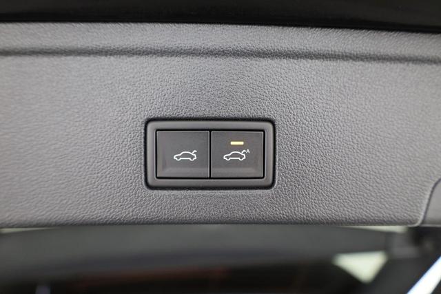 Volkswagen Touareg 3.0 TDI 210 kW 4Motion R-Line V6 Black, 22-Zoll, Dynaudio, HuD, Luft, Standheizung 