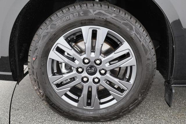Ford Tourneo Custom 320 L2 Titanium AWD 2.0 AT, 8-Sitzer, Pano, Standheizung, Navi, sofort 