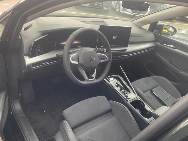 Volkswagen Golf Variant - 1.5 eTSI 110 kW Style VIII DSG Style, AHK, Navi, Kamera, LED-Plus
