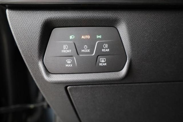 Cupra Formentor Basis 1.5 TSI DSG, Navi, AHK, el. Klappe, Kamera, Parklenk 