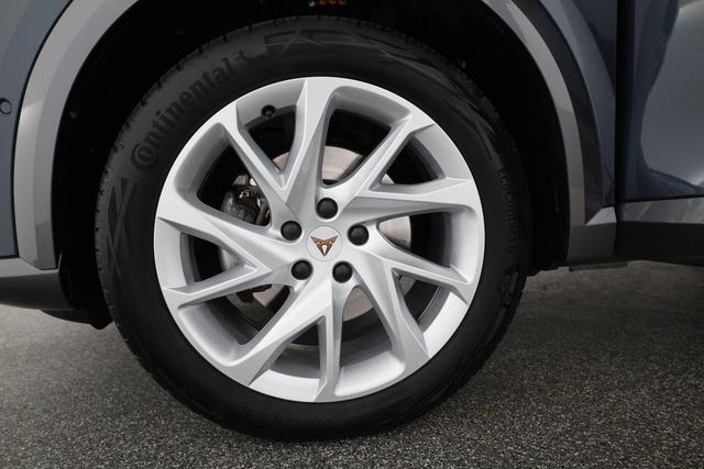 Cupra Formentor Basis 1.5 TSI DSG, Navi, AHK, el. Klappe, Kamera, Parklenk 