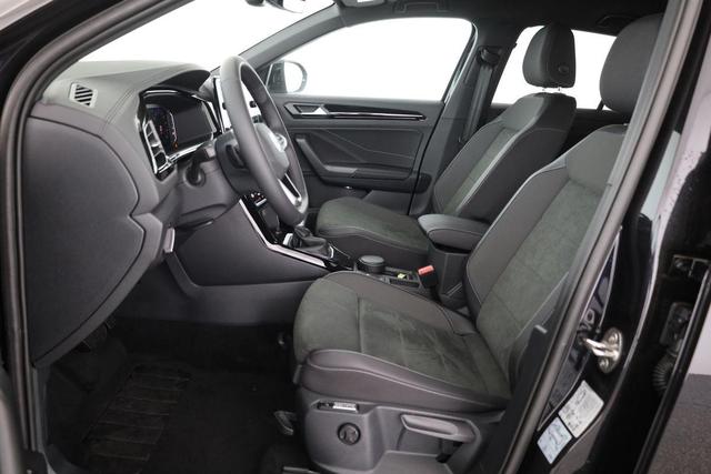 Volkswagen T-Roc Style 1.5 TSI DSG Black Style, AHK, IQ.Light, 19-Zoll, easyOpen, Navi 