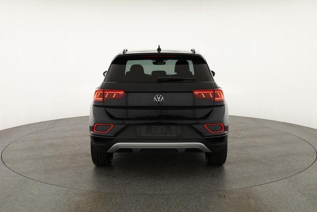 Volkswagen T-Roc Style 1.5 TSI DSG Black Style, AHK, IQ.Light, 19-Zoll, easyOpen, Navi 