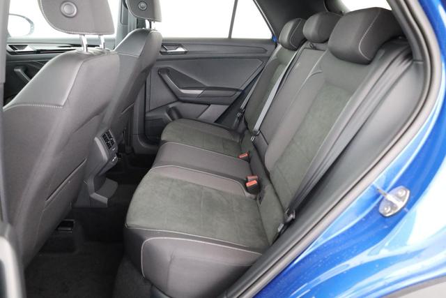 Volkswagen T-Roc Style 1.5 TSI DSG Black Style, AHK, IQ.Light, 19-Zoll, easyOpen, Navi 