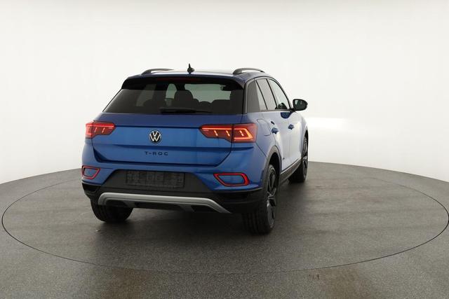 Volkswagen T-Roc Style 1.5 TSI DSG Black Style, AHK, IQ.Light, 19-Zoll, easyOpen, Navi 