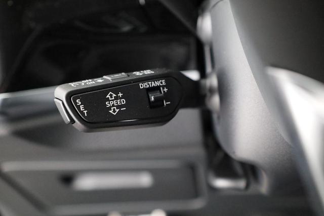Audi Q3 Sportback 40 TDI quattro S line qu S-LINE, AHK, Optik schwarz, Navi, Kamera, el. Klappe 